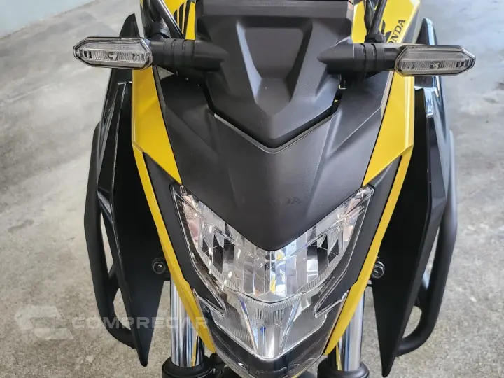 CB 300F