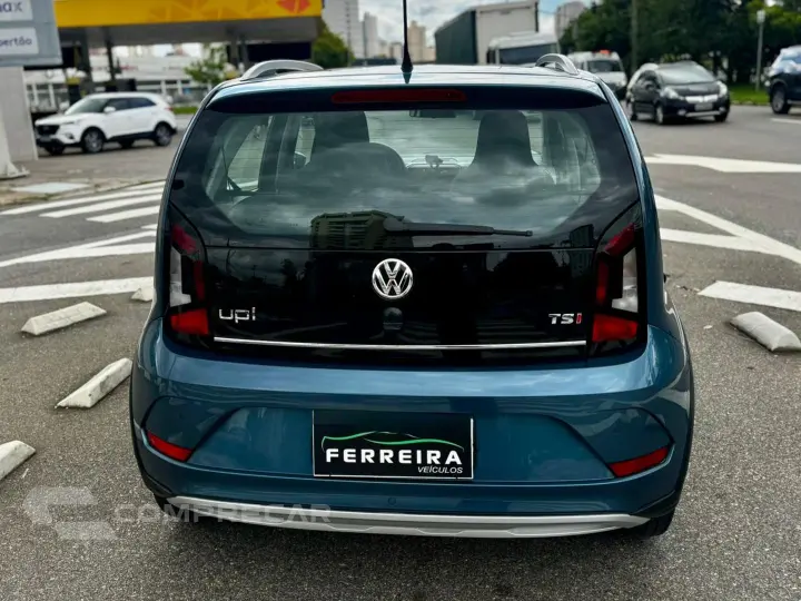 Cross Up 1.0 Tsi 12V Flex 4P Manual