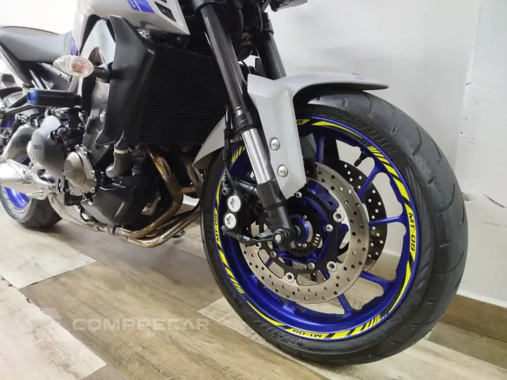 MT 09