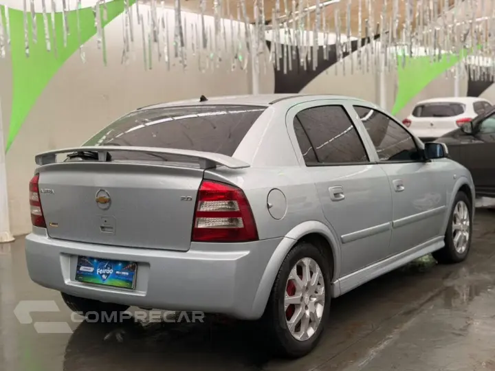 Astra Advantage 2.0 MPFI 8V FlexPower 5p