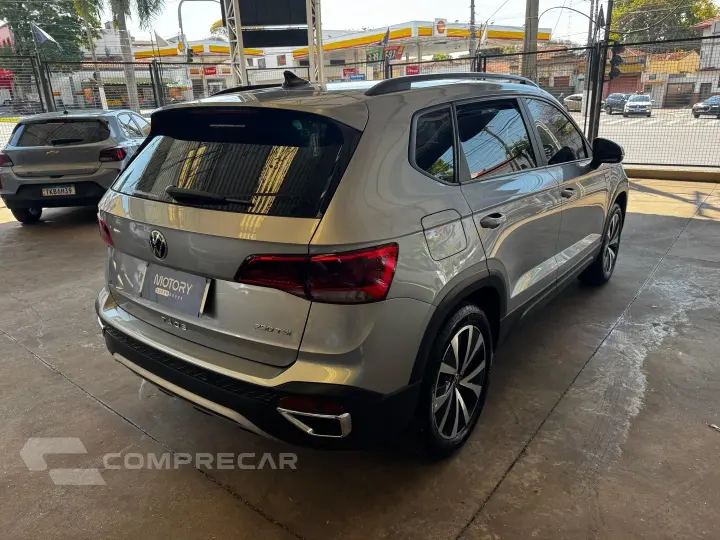 TAOS 1.4 250 TSI TOTAL FLEX COMFORTLINE AUTOMÁTICO