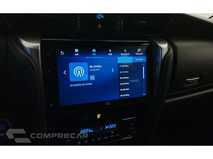 HILUX SW4 2.8 D-4D TURBO DIESEL SRX 7L 4X4 AUTOMÁTICO