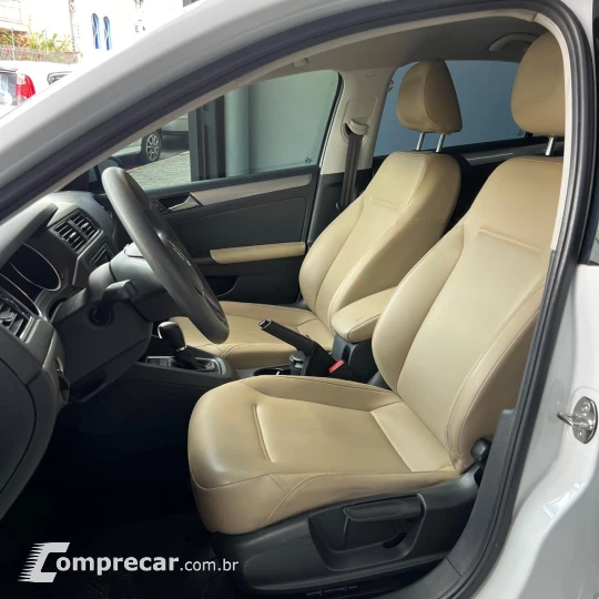 JETTA Comfortline 1.4 TSI 16V 4p Aut.
