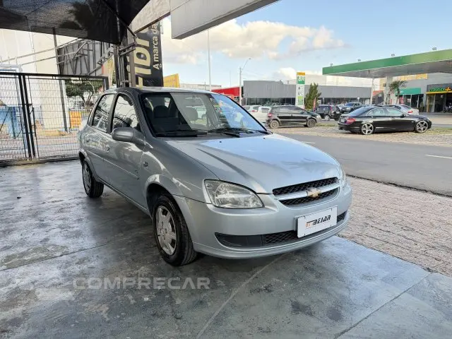 CLASSIC - 1.0 MPFI LS 8V 4P MANUAL