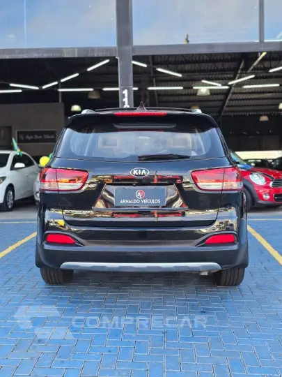 Sorento 3.3 V6 24V 270cv 4x2 Aut.