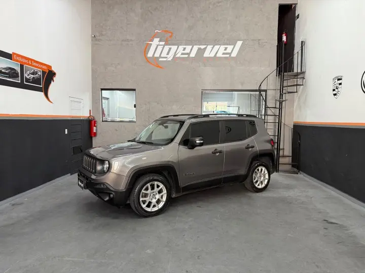 Renegade 1.8 16V Flex Sport 4P Automático
