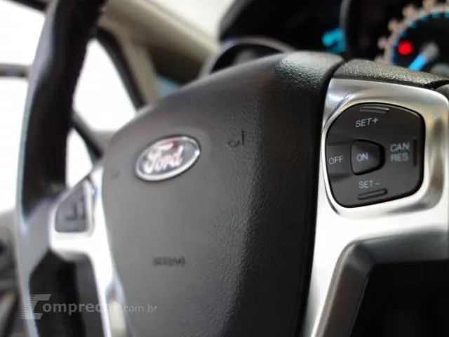 FIESTA SEDAN - 1.6 TITANIUM SEDAN 16V 4P POWERSHIFT