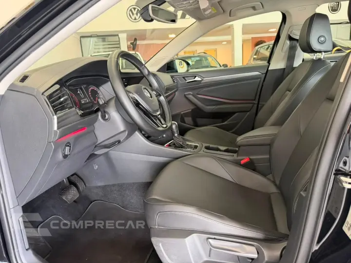 VOLKSWAGEN JETTA Comfort. 250 TSI 1.4 Flex 16v Aut.