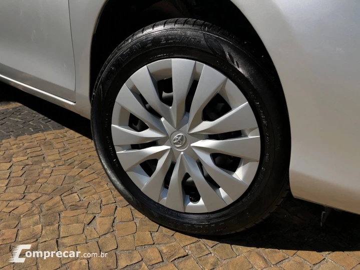 Yaris 1.5 16V Flex Sedan Xl Live Multidrive