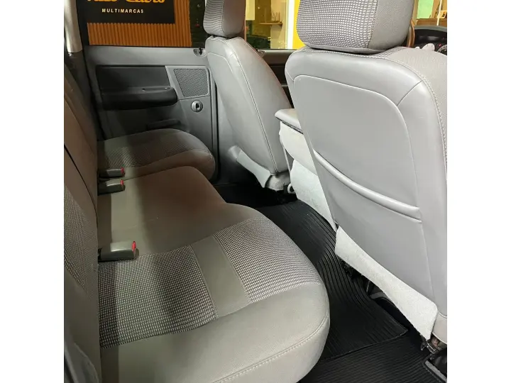 RAM 5.9 2500 4X4 CD I6 TURBO INTERCOOLER DIESEL 4P AUTOMÁTIC