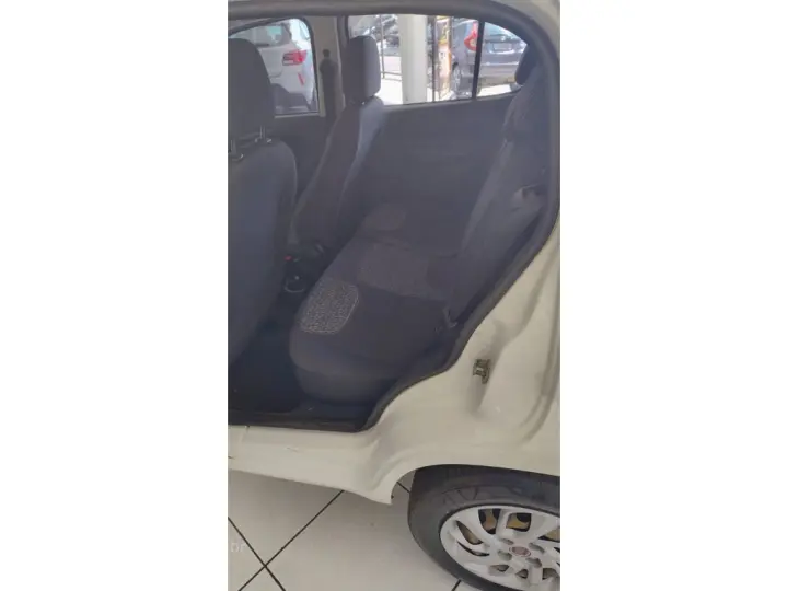 UNO 1.0 FIRE FLEX ATTRACTIVE MANUAL