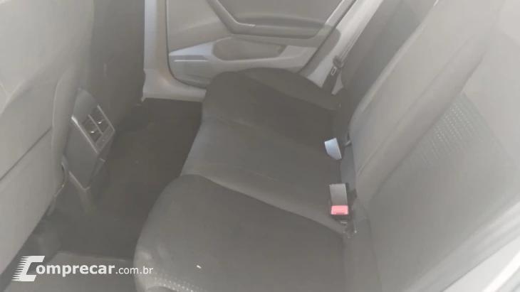 Virtus 1.0 4P 200 TSI FLEX COMFORTLINE AUTOMÁTICO