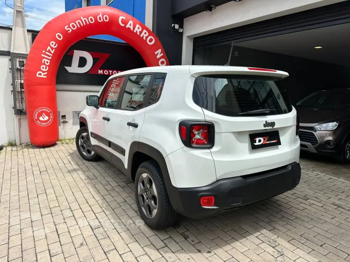 Renegade 1.8 4x2 Flex 16V Aut.