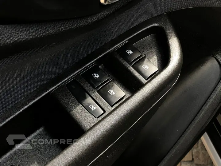 Onix 1.4 Mpfi Activ 8V Flex 4P Automático