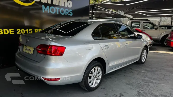 Jetta 2.0 4P FLEX AUTOMÁTICO