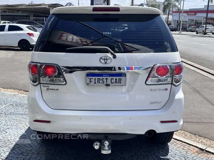 HILUX SW4 3.0 SRV 4X4 16V TURBO INTERCOOLER DIESEL 4P AUTOMÁ