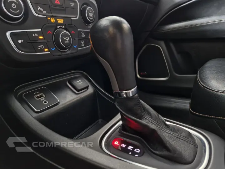 COMPASS 2.0 16V FLEX LONGITUDE AUTOMÁTICO