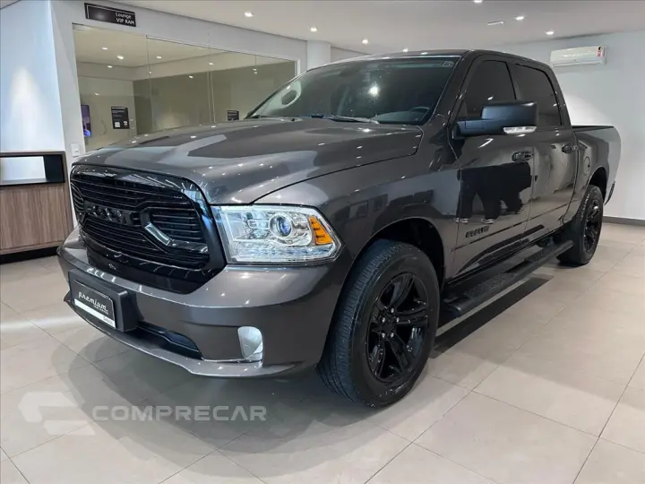 CLASSIC 5.7 V8 GASOLINA LARAMIE NIGHT EDITION CD
