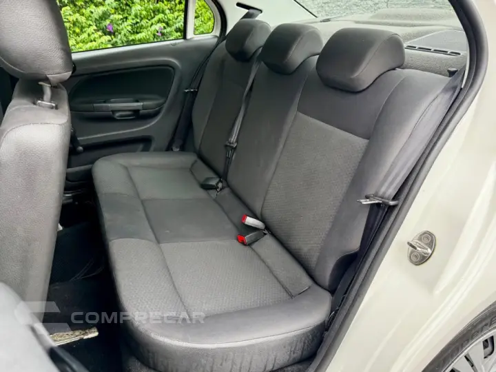VOYAGE 1.0 12V MPI TOTALFLEX 4P MANUAL