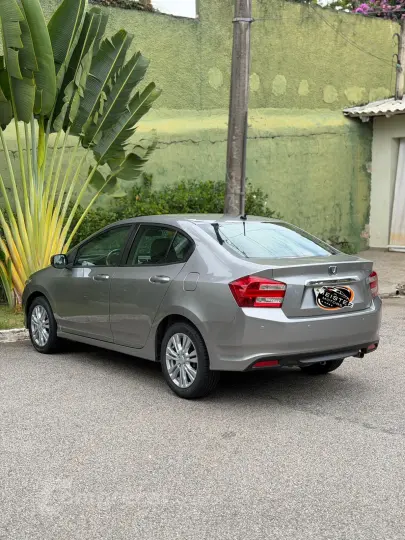 CITY 1.5 LX Sedan 16V