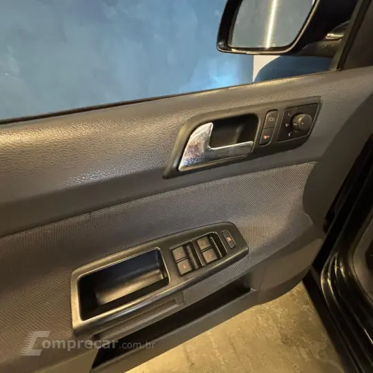 Polo 1.6 Mi/S.Ouro 1.6 Mi Tot.Flex 8V 5p