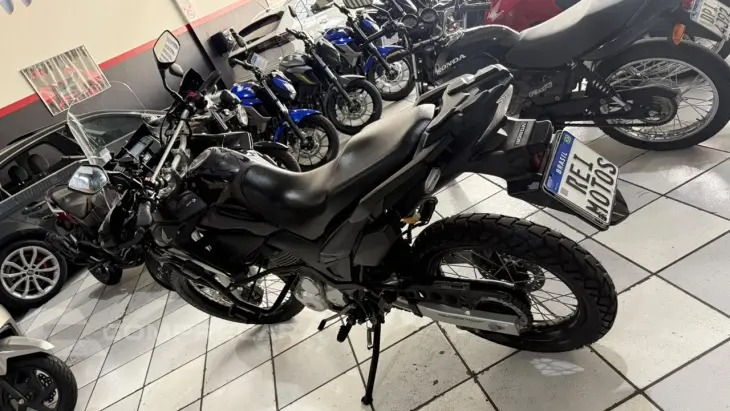 XRE 300 ABS