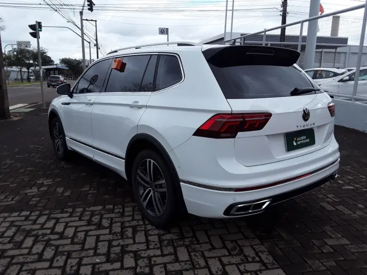 TIGUAN 2.0 300 TSI GASOLINA ALLSPACE R-LINE AUTOMÁTICO