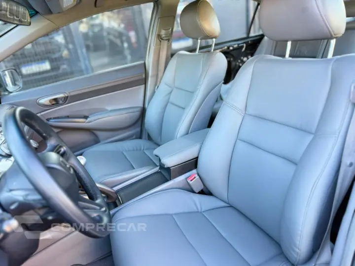 Civic Sedan LXS 1.8/1.8 Flex 16V Mec. 4p