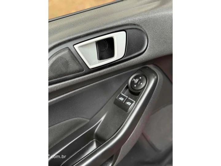FIESTA 1.6 TI-VCT FLEX SE MANUAL