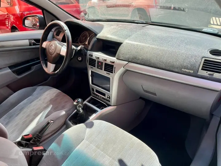 VECTRA 2.0 MPFI Elegance 8V