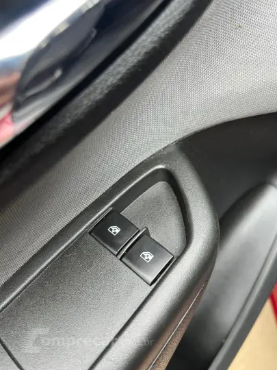 ONIX HATCH LT 1.0 8V FlexPower 5p Mec.