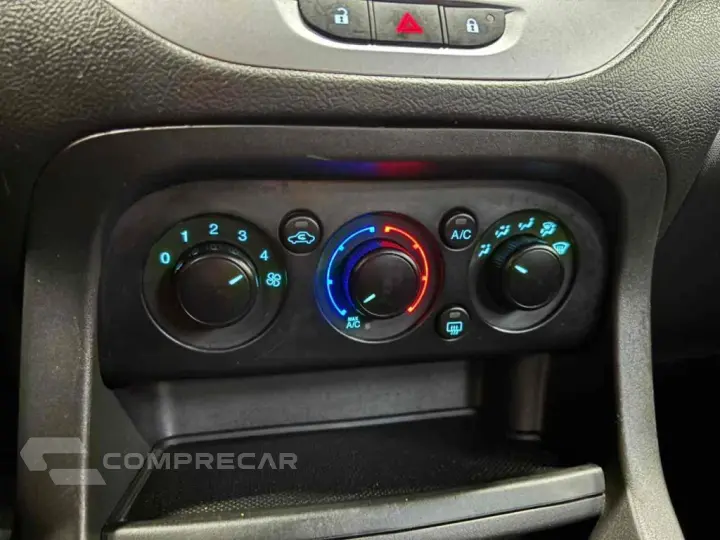 KA 1.0 TI-VCT FLEX SE SEDAN MANUAL