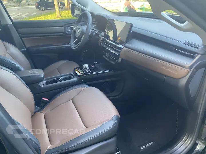 RAMPAGE 2.0 Turbo Laramie 4X4