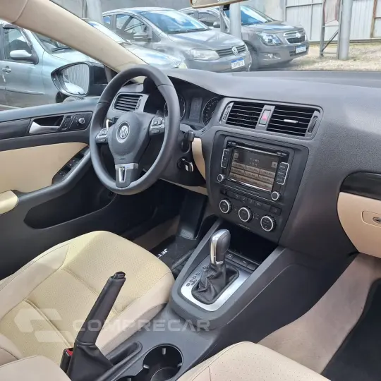 Jetta 2.0 4P FLEX COMFORTLINE TIPTRONIC AUTOMÁTICO