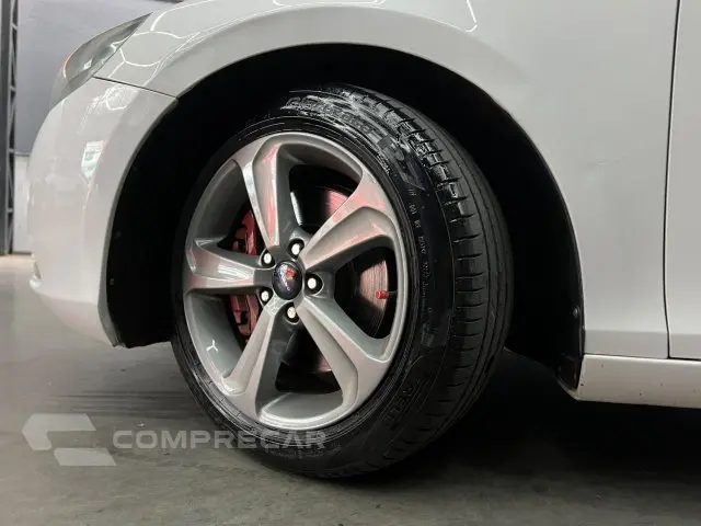 V40 - 2.0 T4 DYNAMIC TURBO 4P AUTOMÁTICO