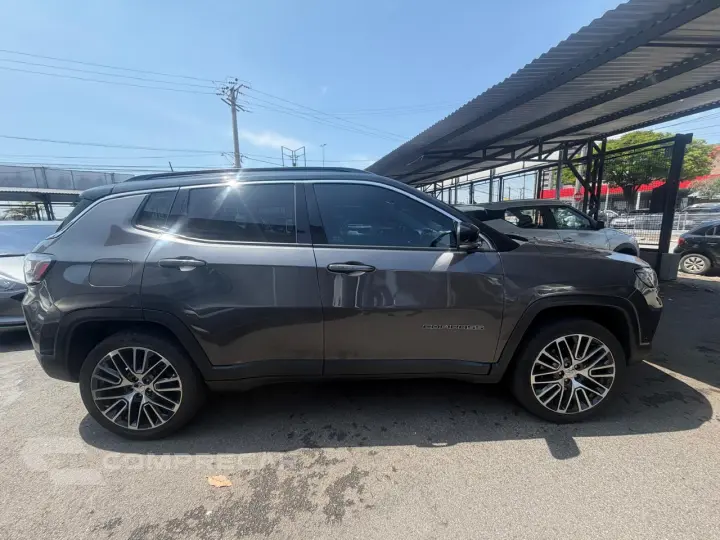 Compass 2.0 16V 4P LIMITED TURBO DIESEL 4X4 AUTOMÁTICO