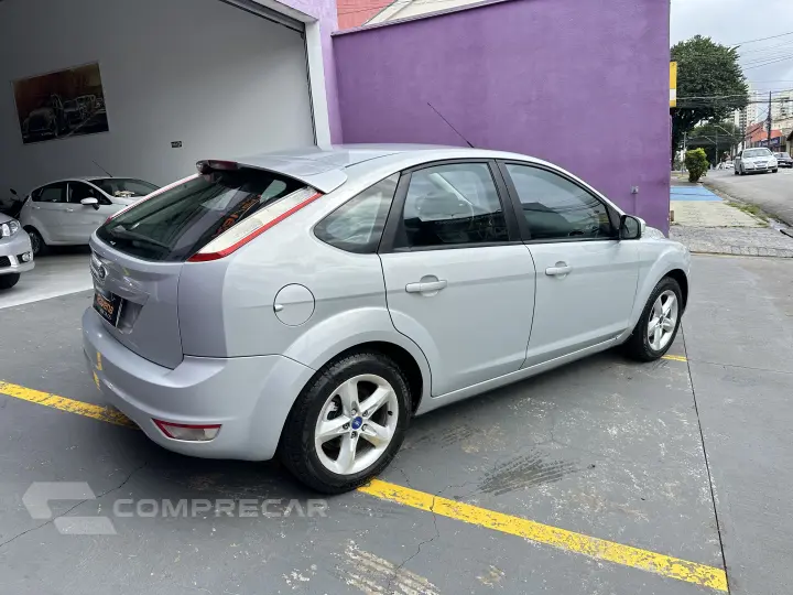 FOCUS 1.6 GL 8V
