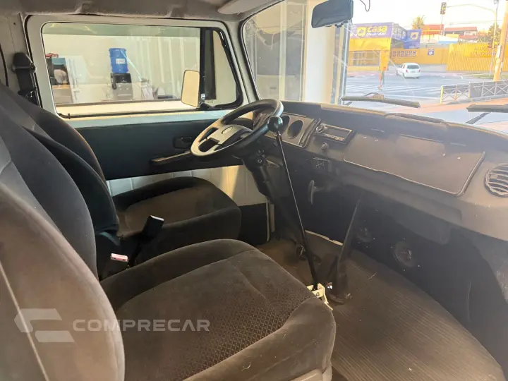 KOMBI 1.6 STD 8V GASOLINA 3P MANUAL