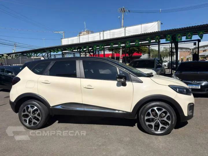 Captur 2.0 16V 4P FLEX INTENSE AUTOMÁTICO