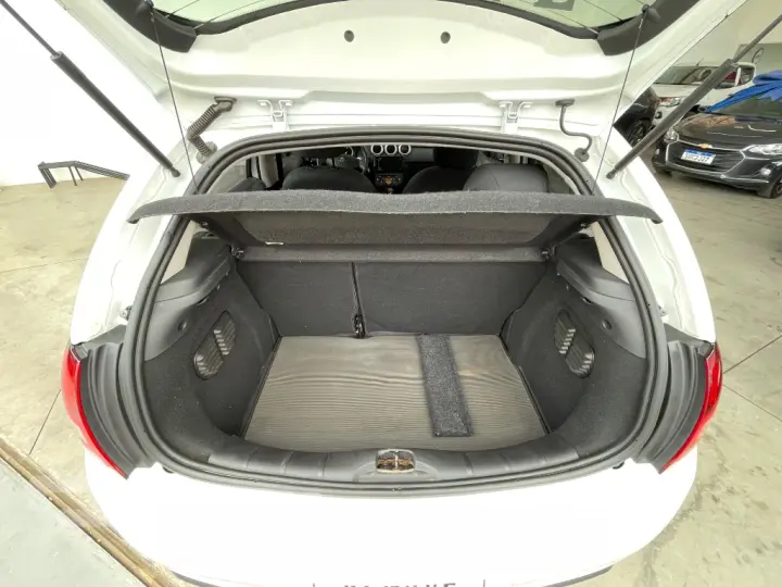 C3 Attraction 1.6 Flex 16V 5p Aut.