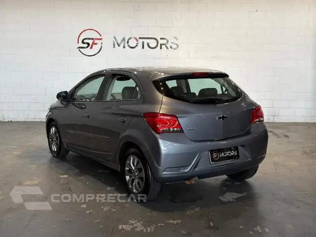 ONIX - 1.0 SPE/4 JOY BLACK 8V 4P MANUAL
