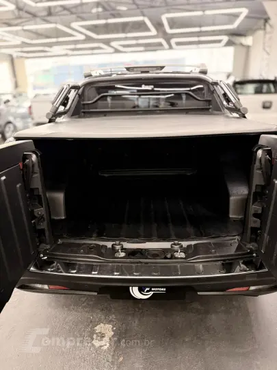 TORO 2.0 16V Turbo Volcano 4X4