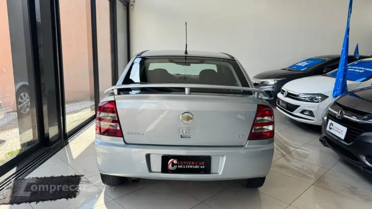 ASTRA 2.0 MPFI Advantage 8V