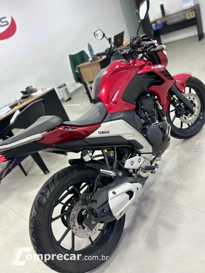 Fazer 250
