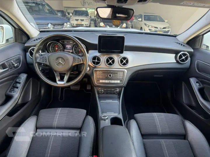 GLA 200 Advance 1.6/1.6 TB 16V Flex Aut.