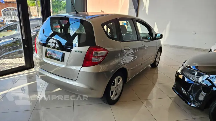FIT 1.4 LX 16V