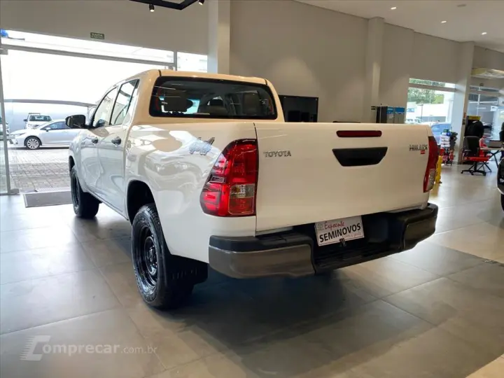 HILUX 2.8 D-4D TURBO DIESEL CD POWER PACK 4X4 AUT