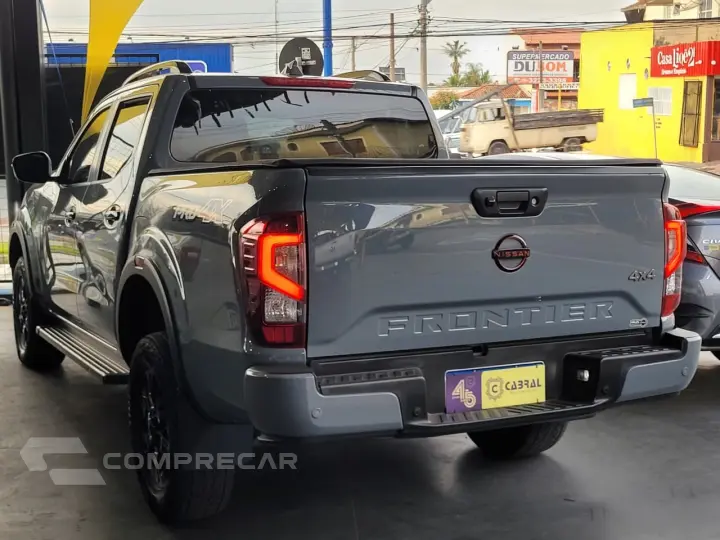 Frontier PRO4X CD 4x4 2.3 Bi-TB Die. Aut