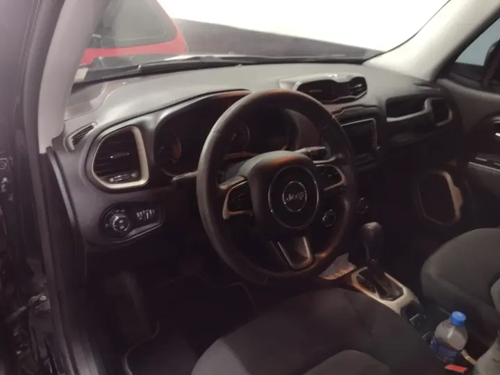 RENEGADE 1.8 16V Sport