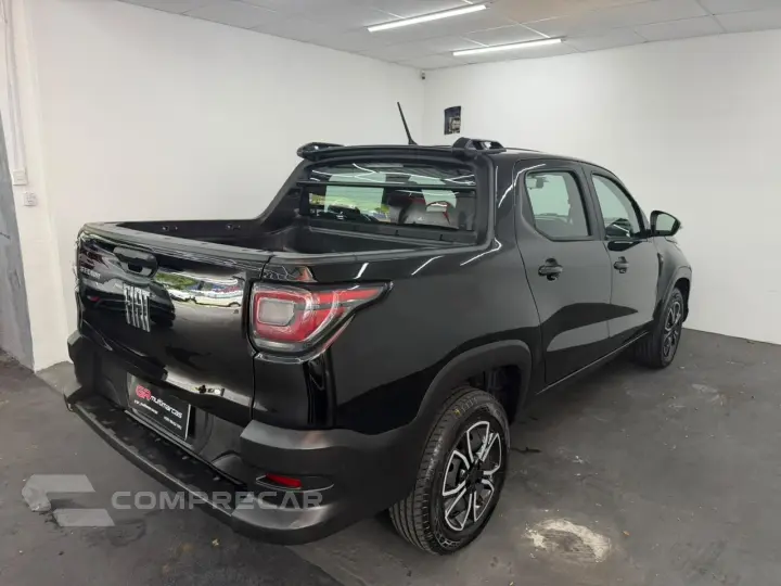 Strada Freedom 1.3 Flex 8V CD